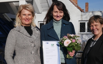 Nachhaltiger Tourismus: Haus Jaeschke in Vetschau erhält IHK-Umweltsiegel