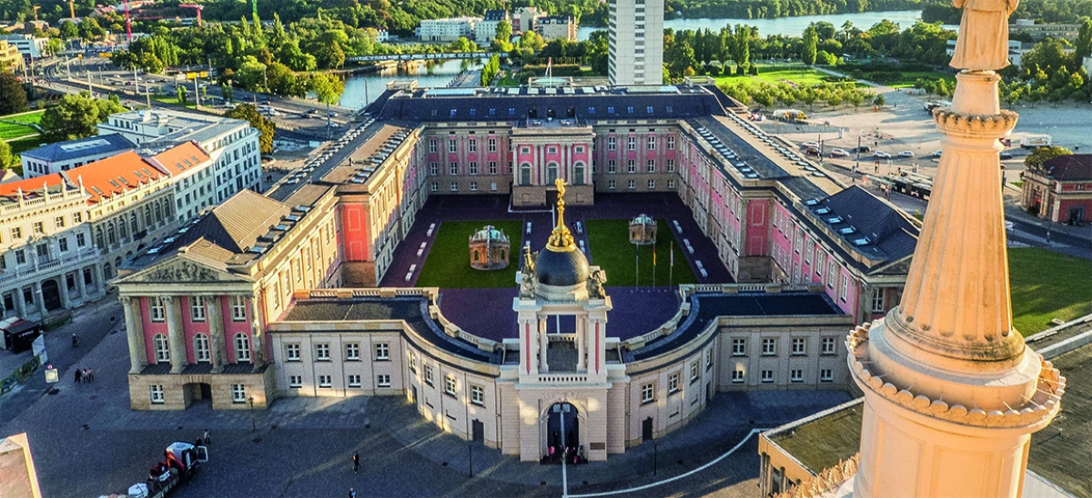 Der Brandenburger Landtag – mitten im Zentrum Potsdams